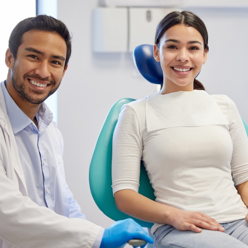 Contacting us for your emergency dental care